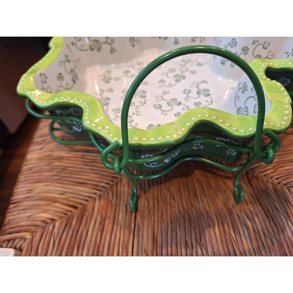 TEMPTATIONS FLORAL LACE BAKING CAKE TREE MOLD WITH CARRYING RACK By TARA 1.75QT